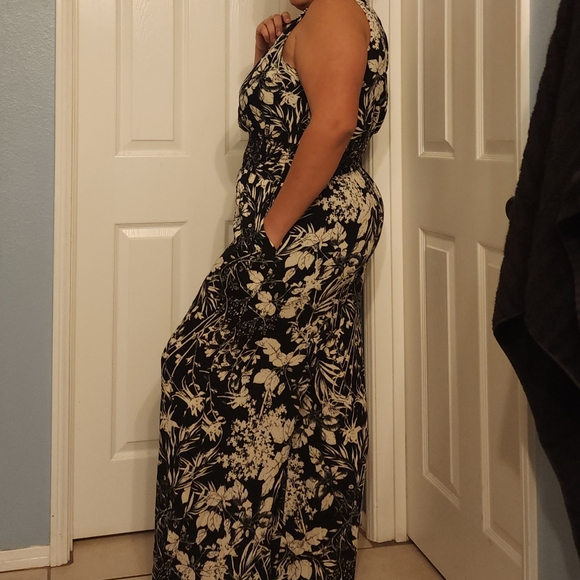 Floral V-Neck Smocked Waist Jumpsuit - Picture 8 of 9